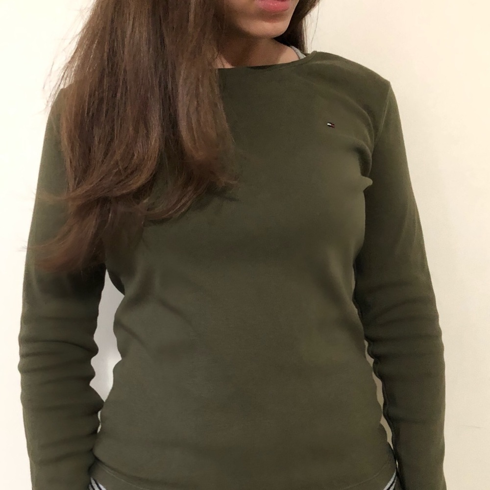 🌞Tommy Hilfiger Long Sleeve Top- Dark Green